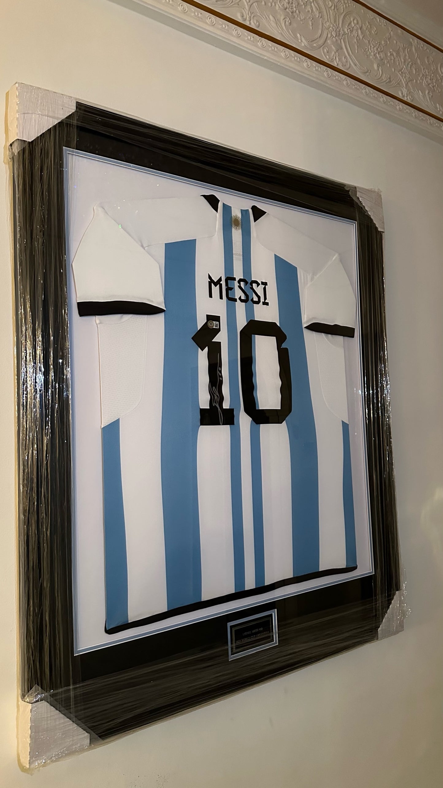 Lionel Messi Argentina World Cup Autographed Framed Jersey Authenticated by Beckett