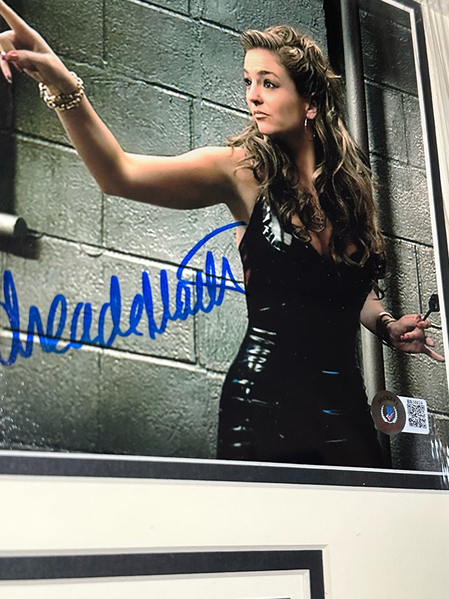 The Sopranos Drea De Matteo Autographed Framed Photo Authenticated by Beckett