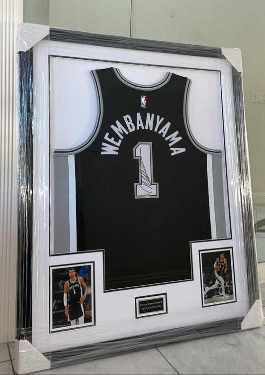 Victor Wembanyama Autographed Framed Spurs Jersey – Fanatics Authenticated