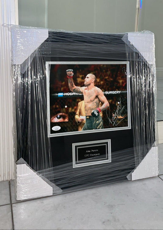 Alex Pereira Autographed Framed UFC Champion Photo – JSA Authenticated